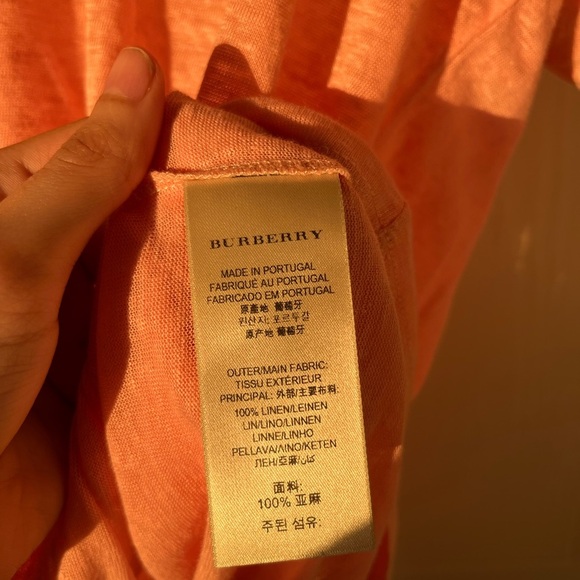 Burberry Brit Linen Knit V-Neck Tee - Picture 15 of 15